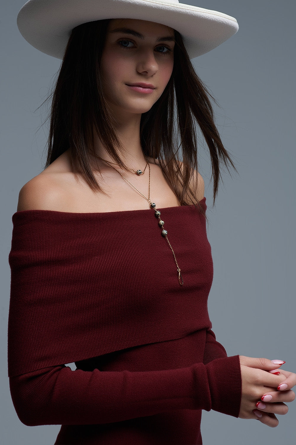 Vestido maxi con cuello Bardot ancho de punto en burdeos