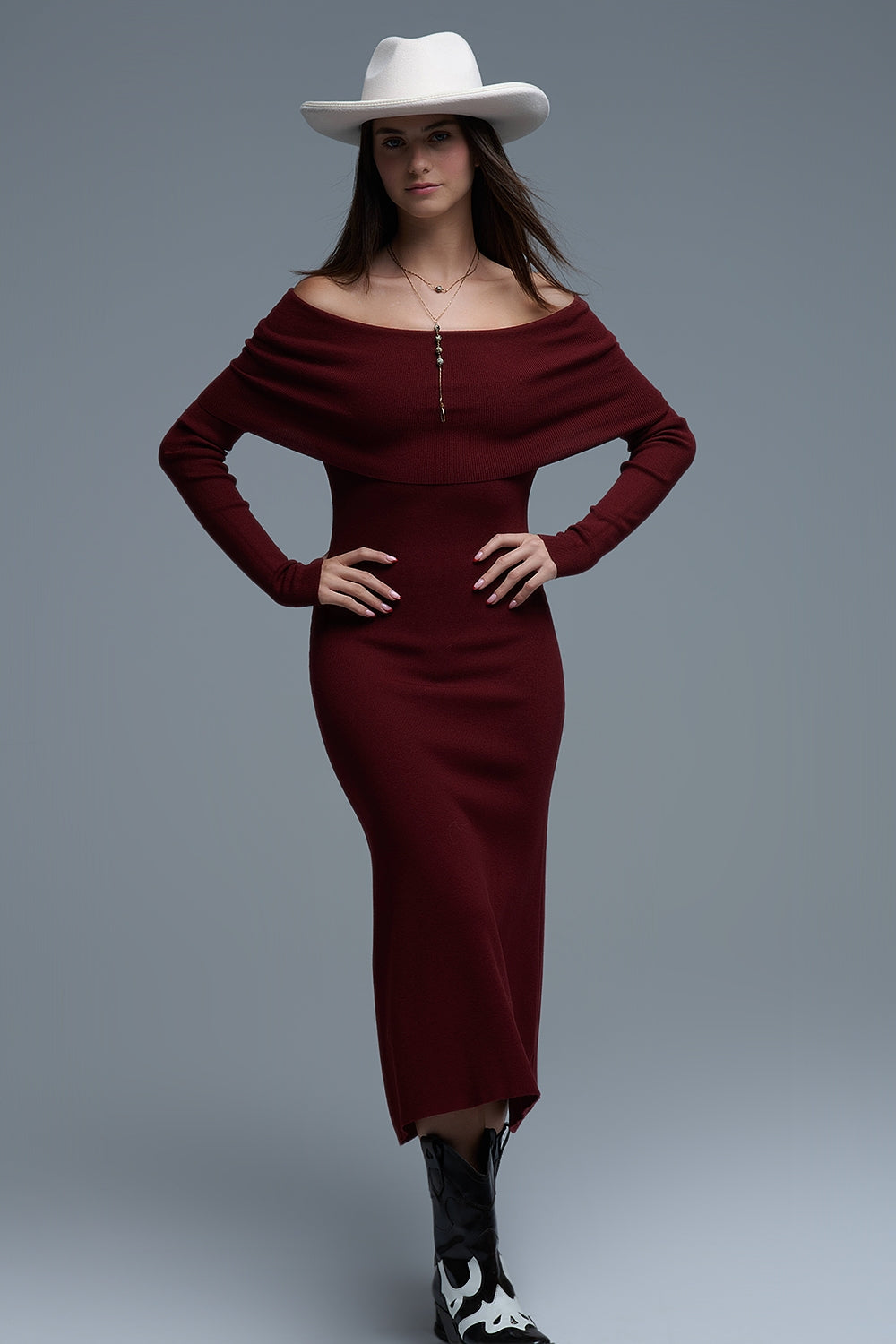 Vestido maxi con cuello Bardot ancho de punto en burdeos