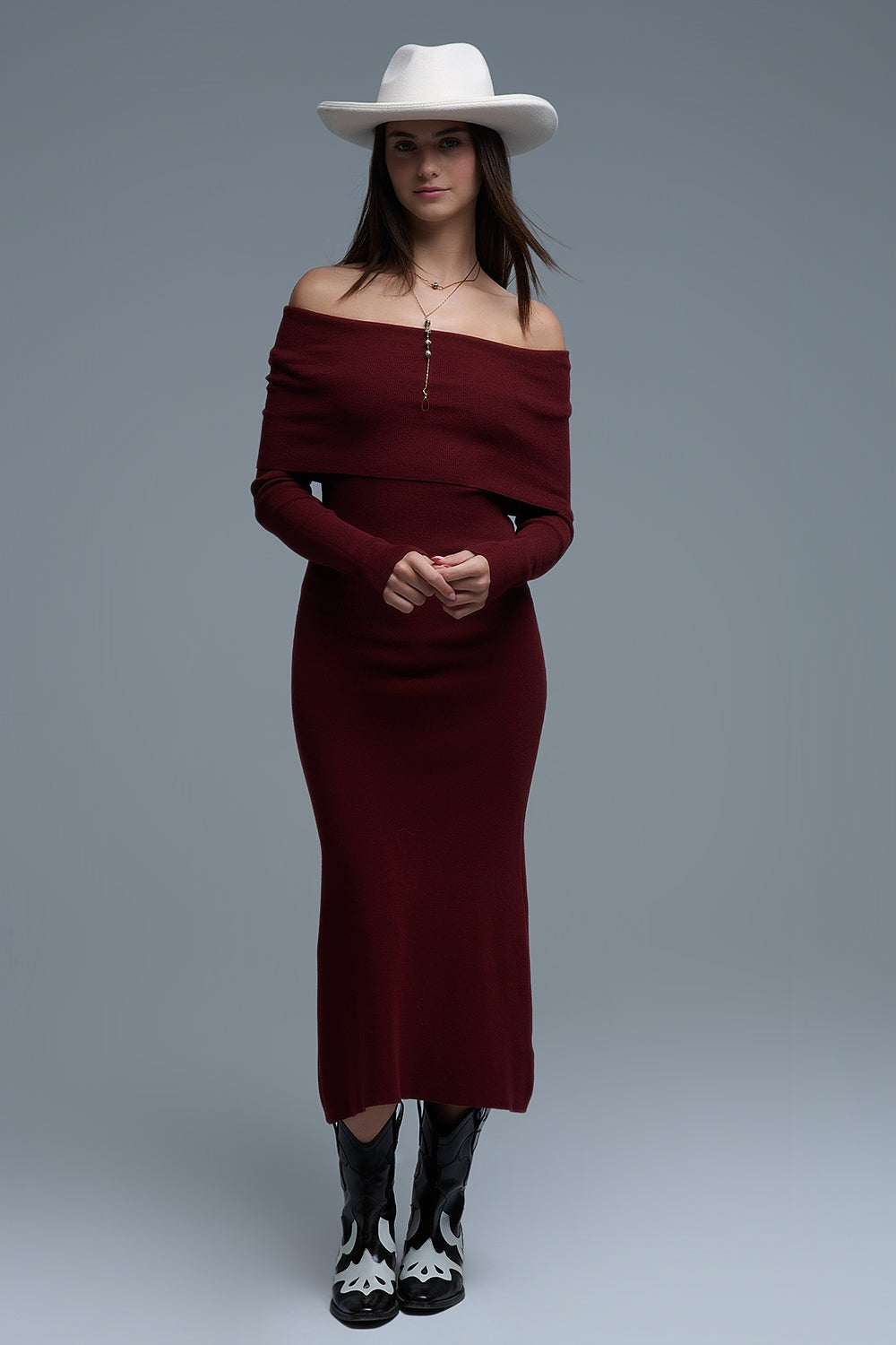Vestido maxi con cuello Bardot ancho de punto en burdeos