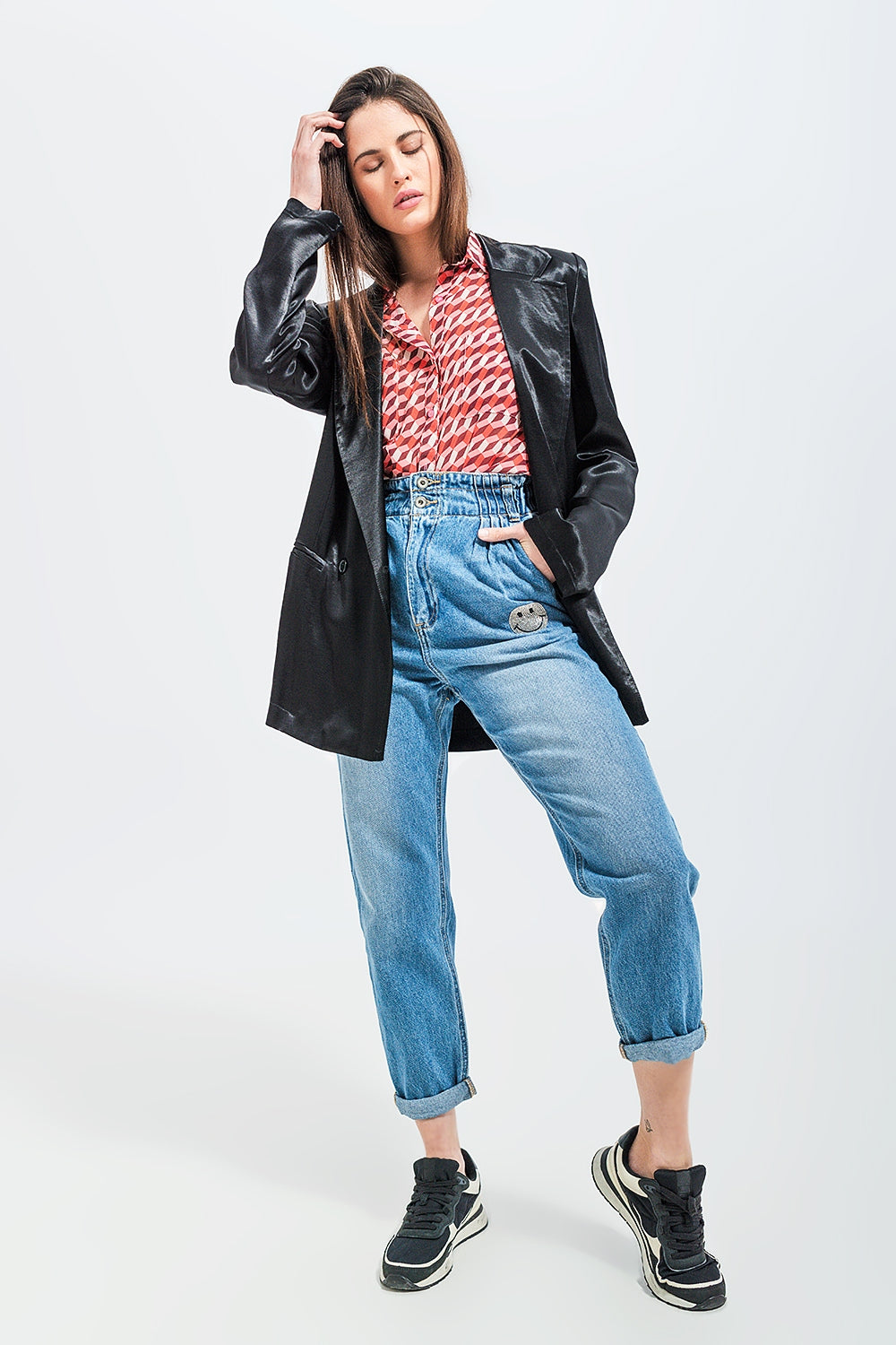 Americana en negro de raso