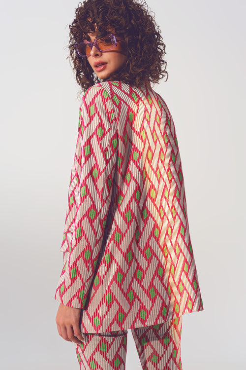 Americana rosa con estampado geométrico