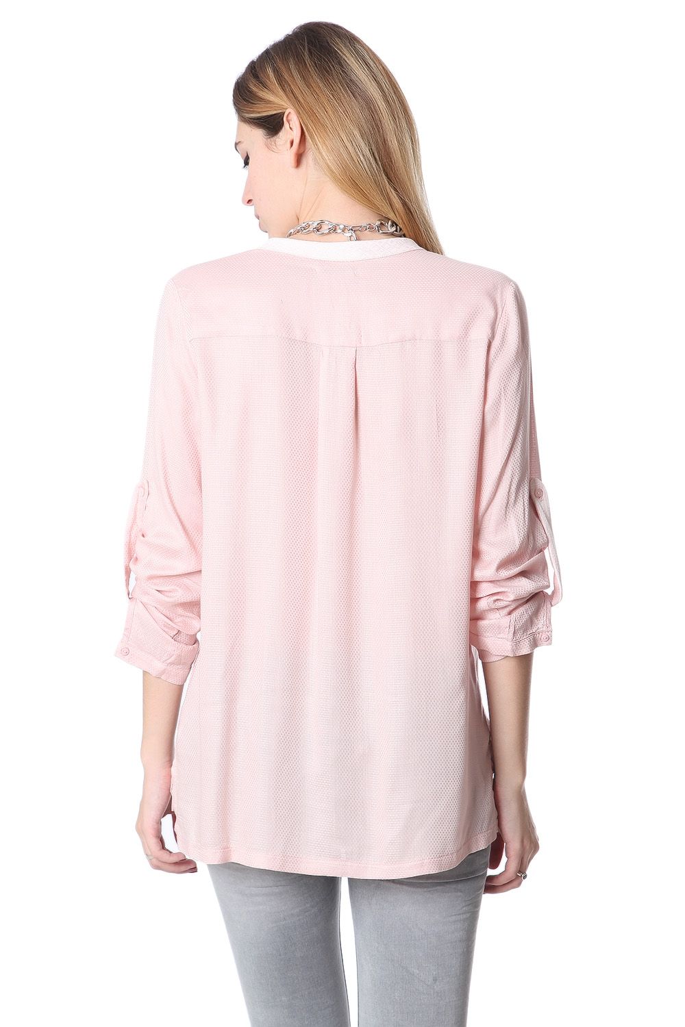 Blusa con escote de pico pronunciado y manga larga rosa