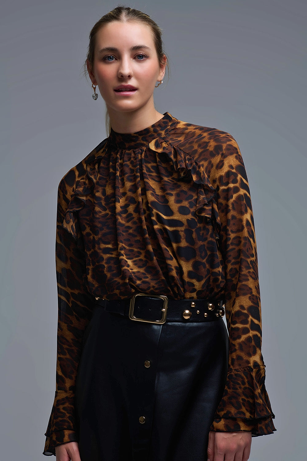 Q2 Blusa de gasa con estampado de leopardo y detalles de volantes