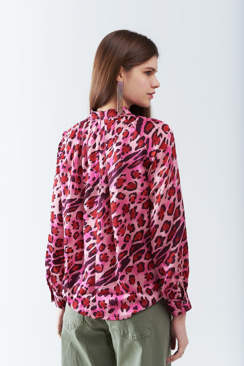 Blusa de Manga Larga en Estampado de Leopardo Fucsia a la Moda