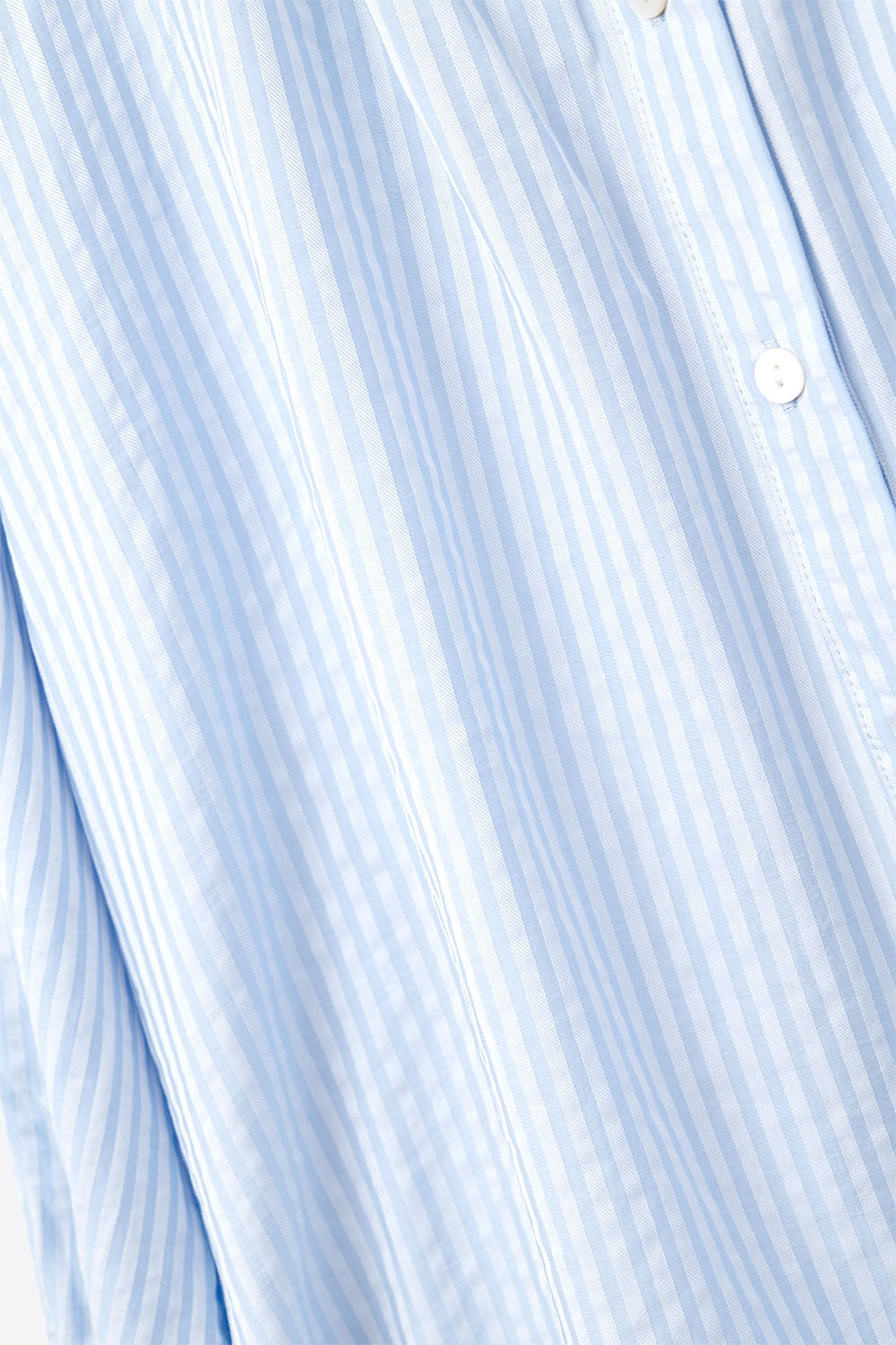 Blusa de Rayas con Mangas Globo en Azul Bebé
