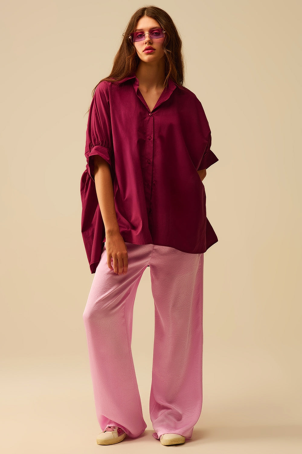 Blusa oversize burdeos con manga corta