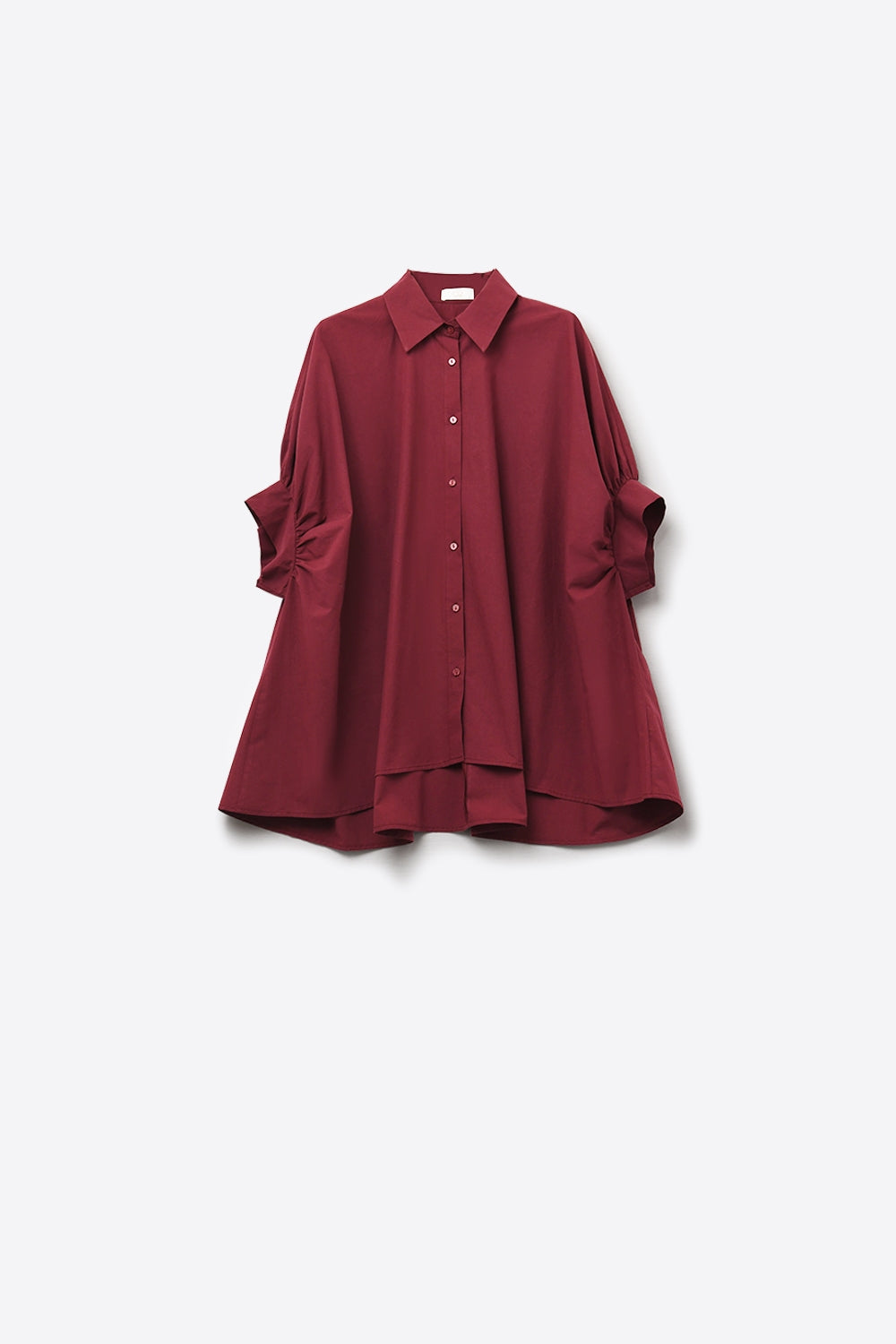 Blusa oversize burdeos con manga corta