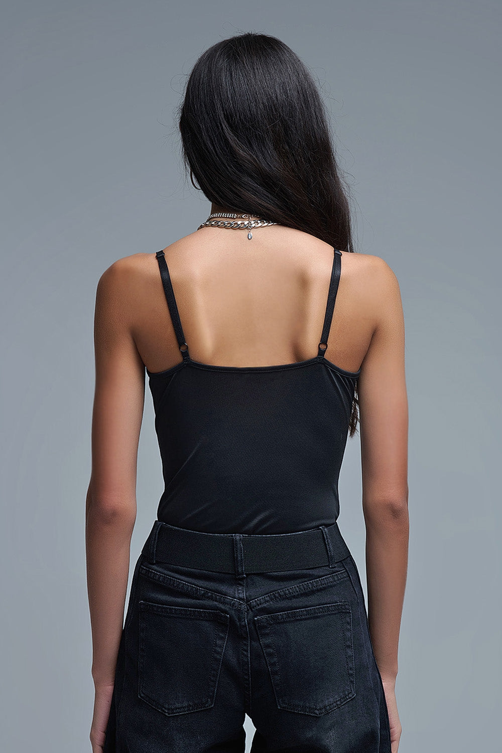 Body adelgazante de fiesta con cuentas en negro