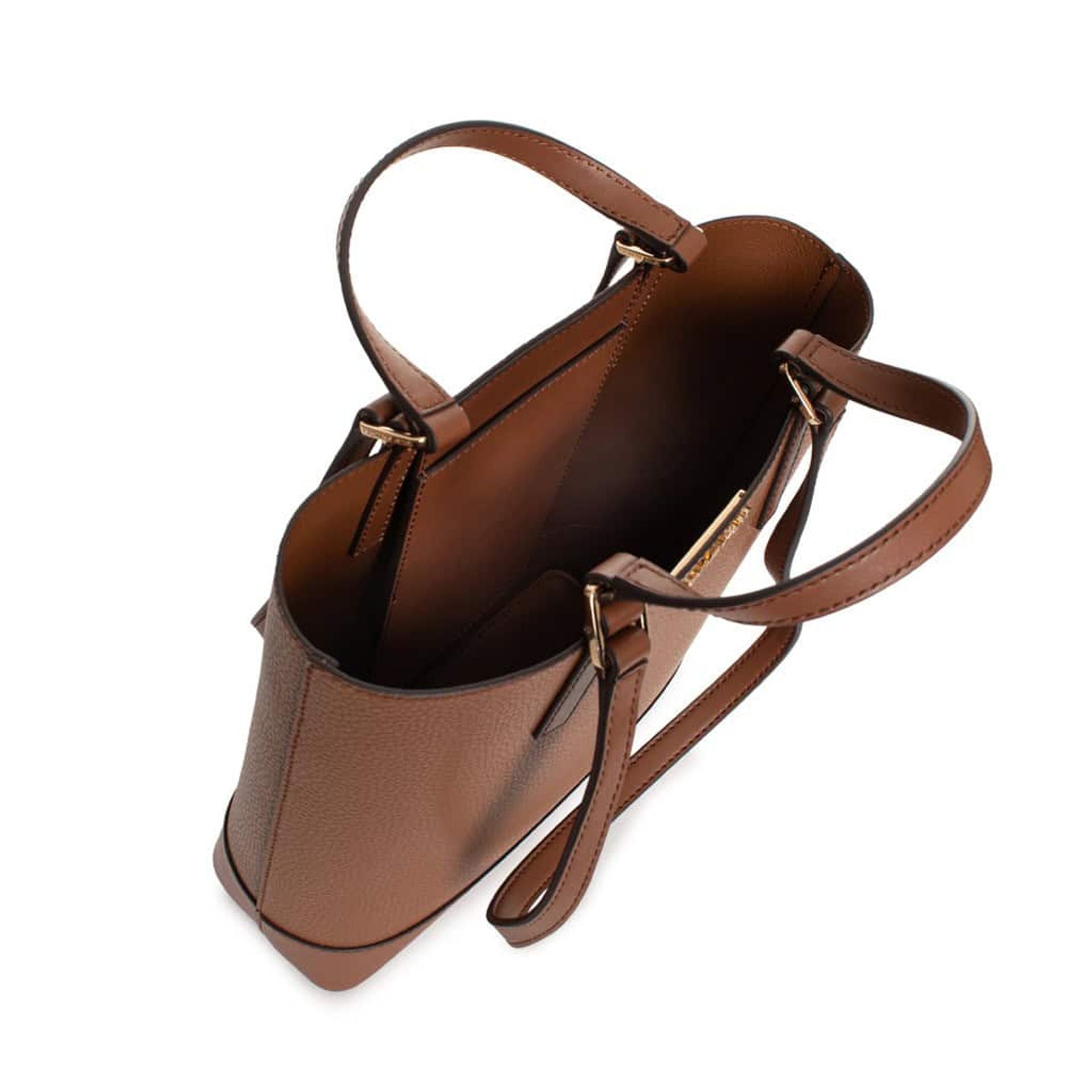 Interior del bolso shopper marrón Michael Kors