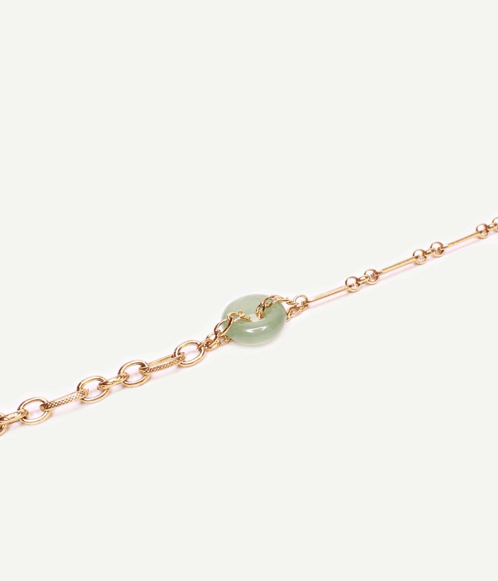 Collar Paloma dorado con anillo de jade