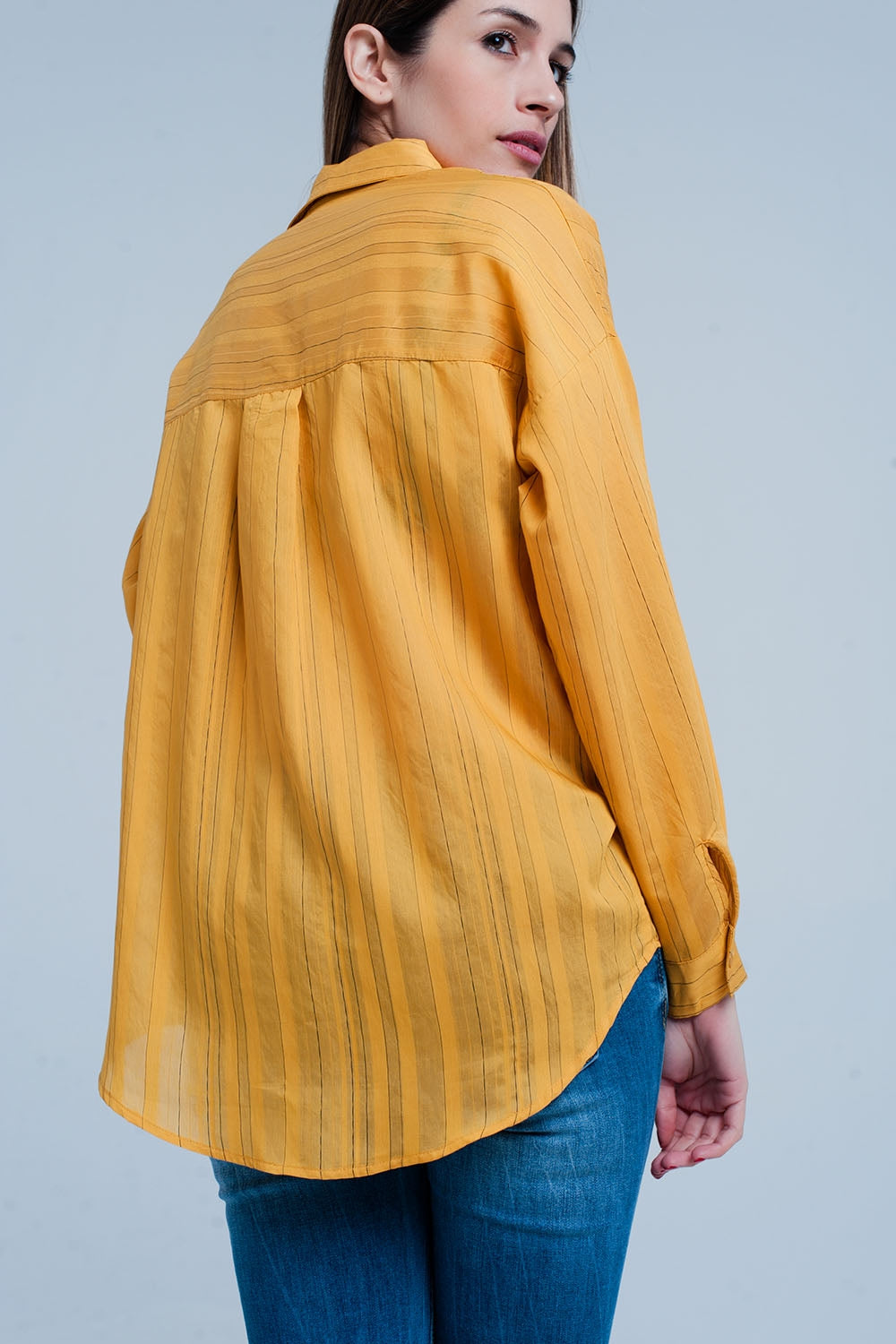 Camisa amplia mustard a rayas