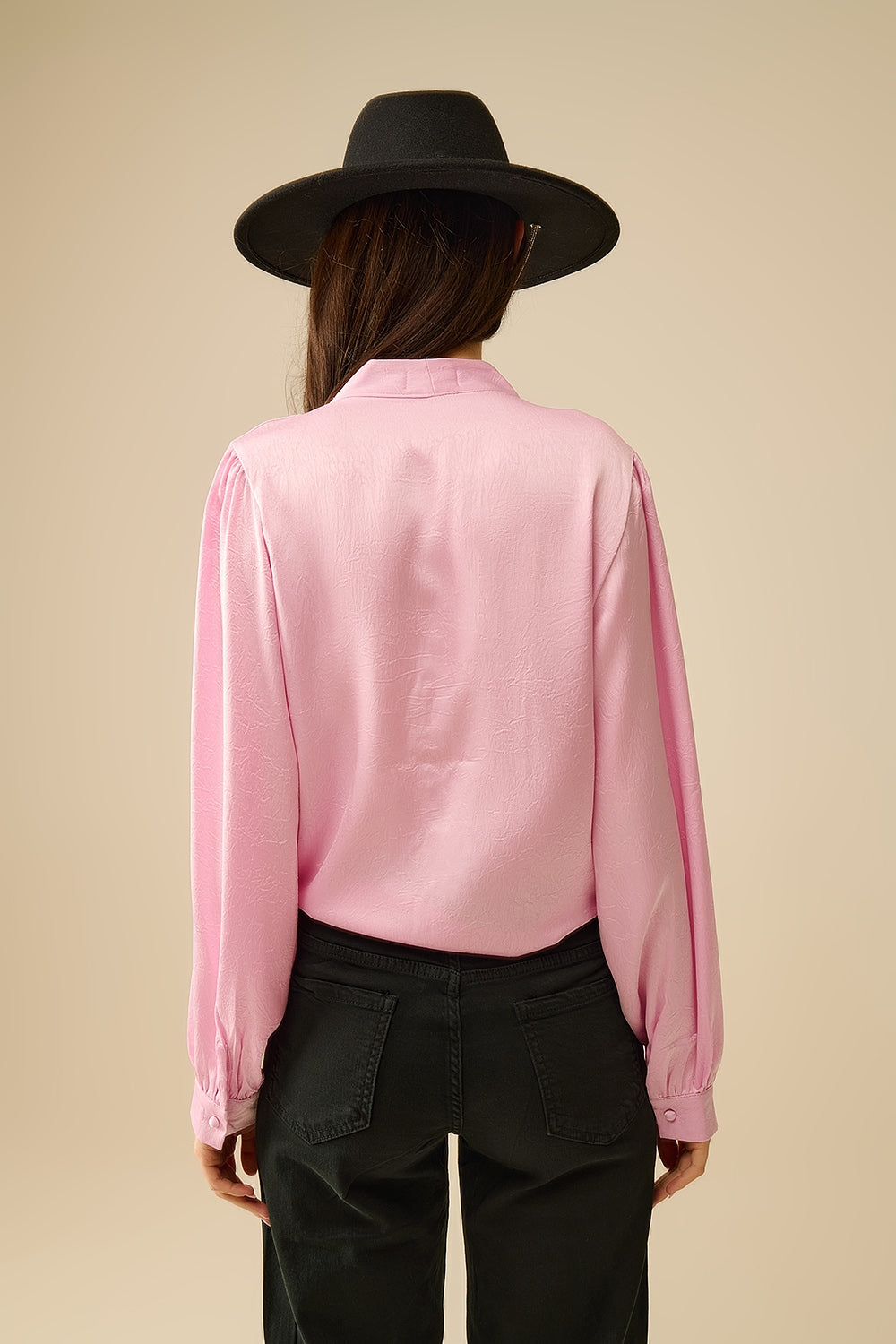 Camisa Corta En rosa Con nudo