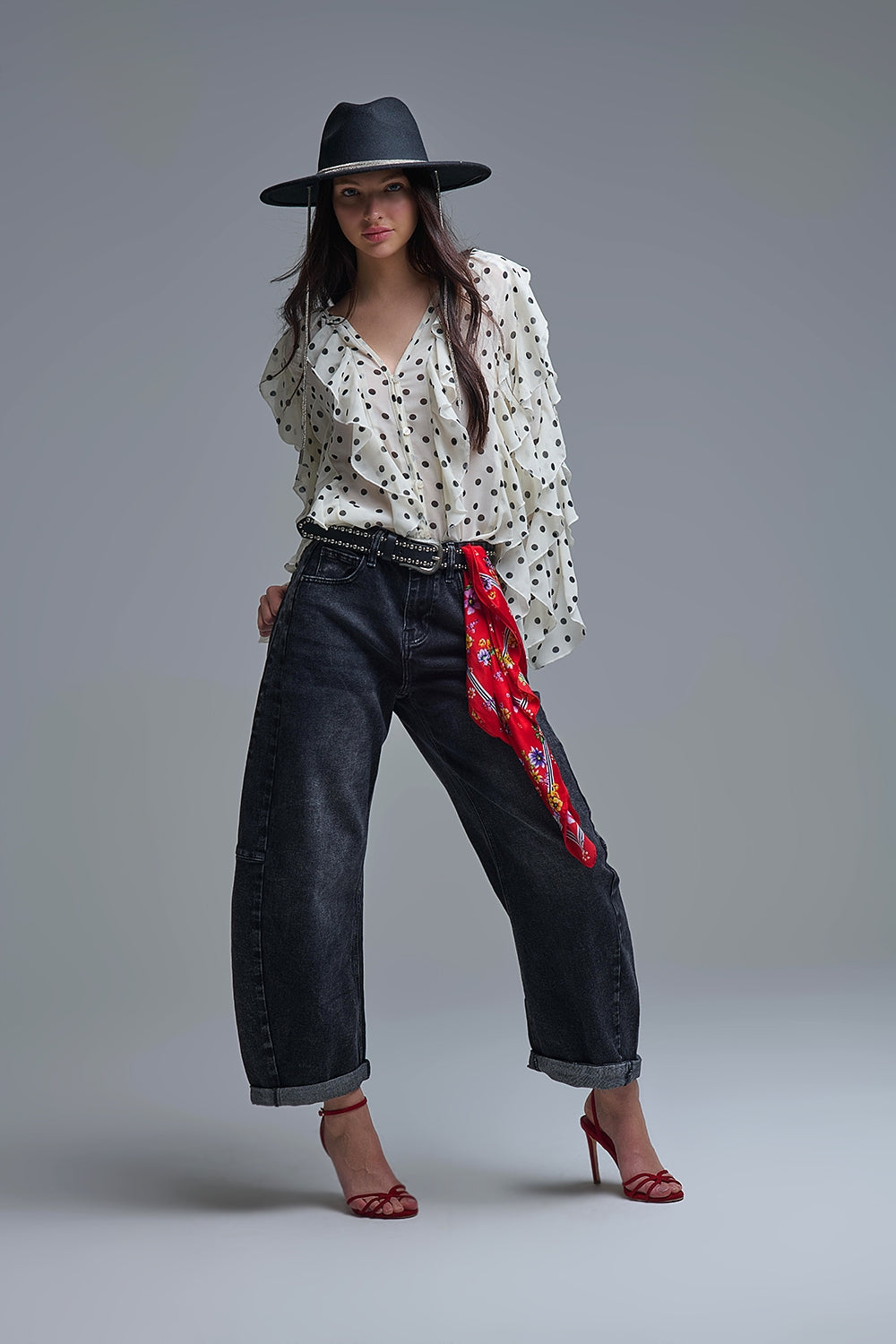 Camisa de gasa abotonable de lunares con volantes