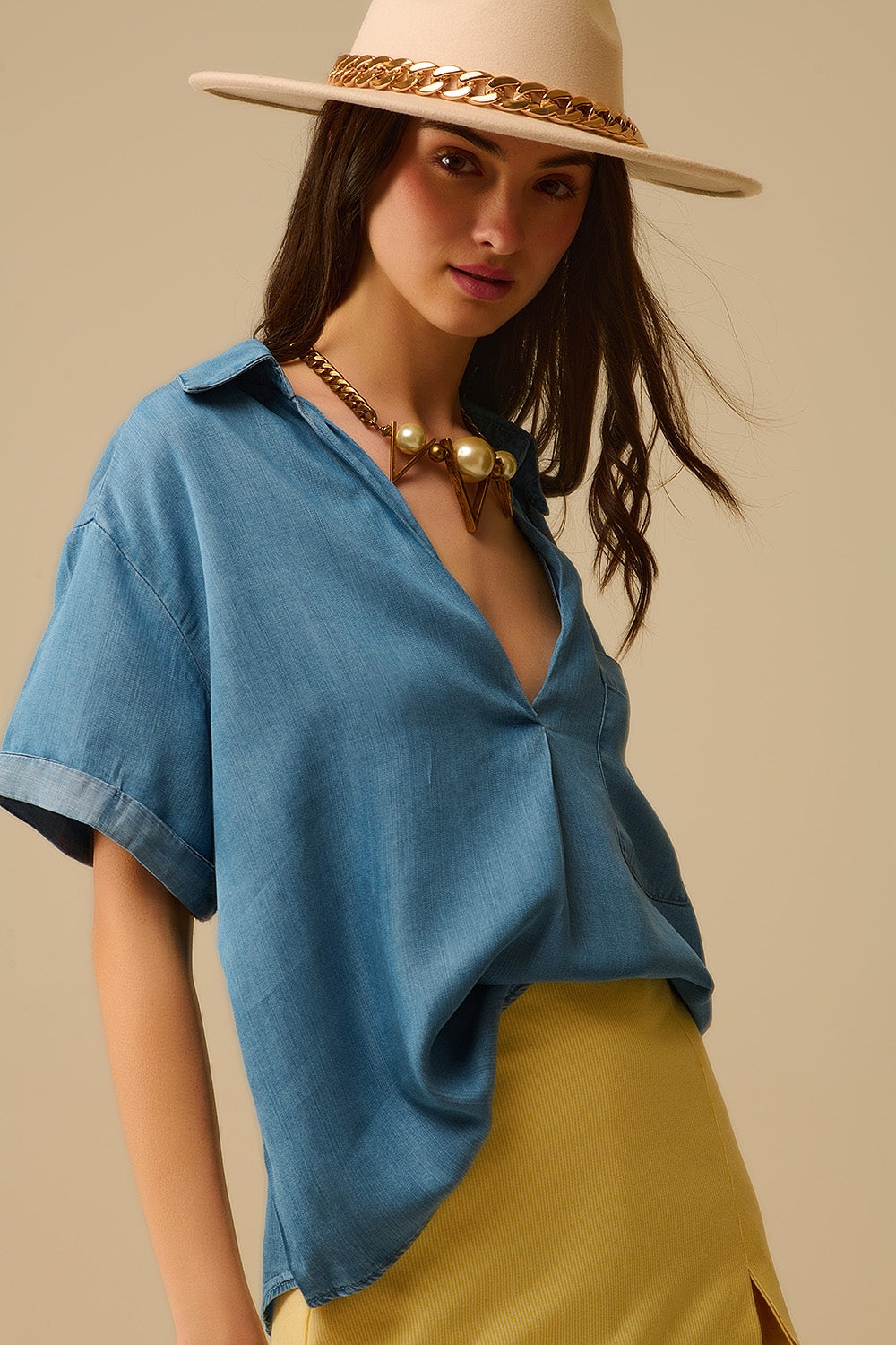 Camisa de manga corta de Tencel con bolsillo en el pecho en azul