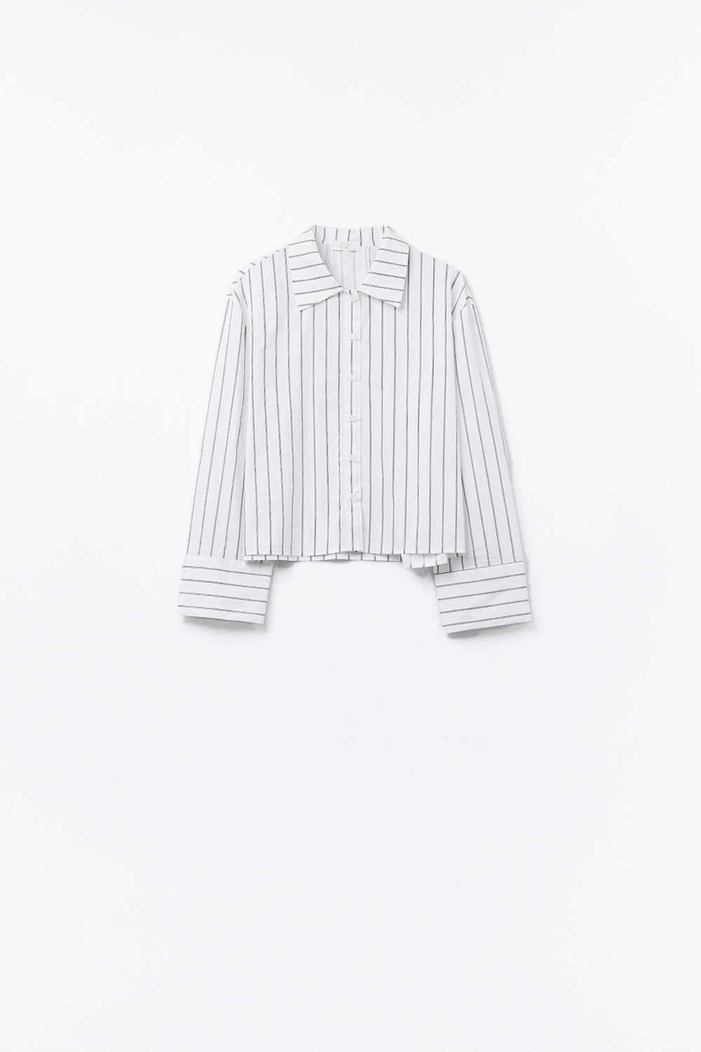 Camisa de popelina blanca a rayas recortada