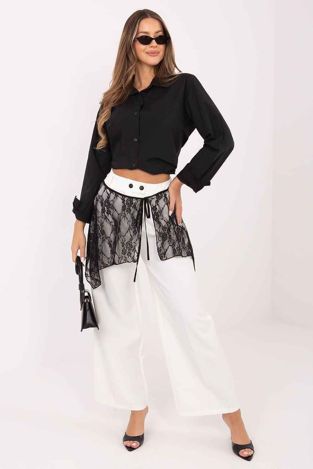 Camisa negra de algodón 100% para mujer, estilo básico relajado, talla única con cierre de botones.