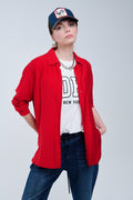 Camisa oversize de color rojo vibrante con cuello polo y manga tres cuartos para mujer en Ivoluxt.