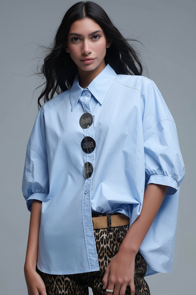 Q2 Camisa relajada de popelina de manga 3/4 con detalle de botones