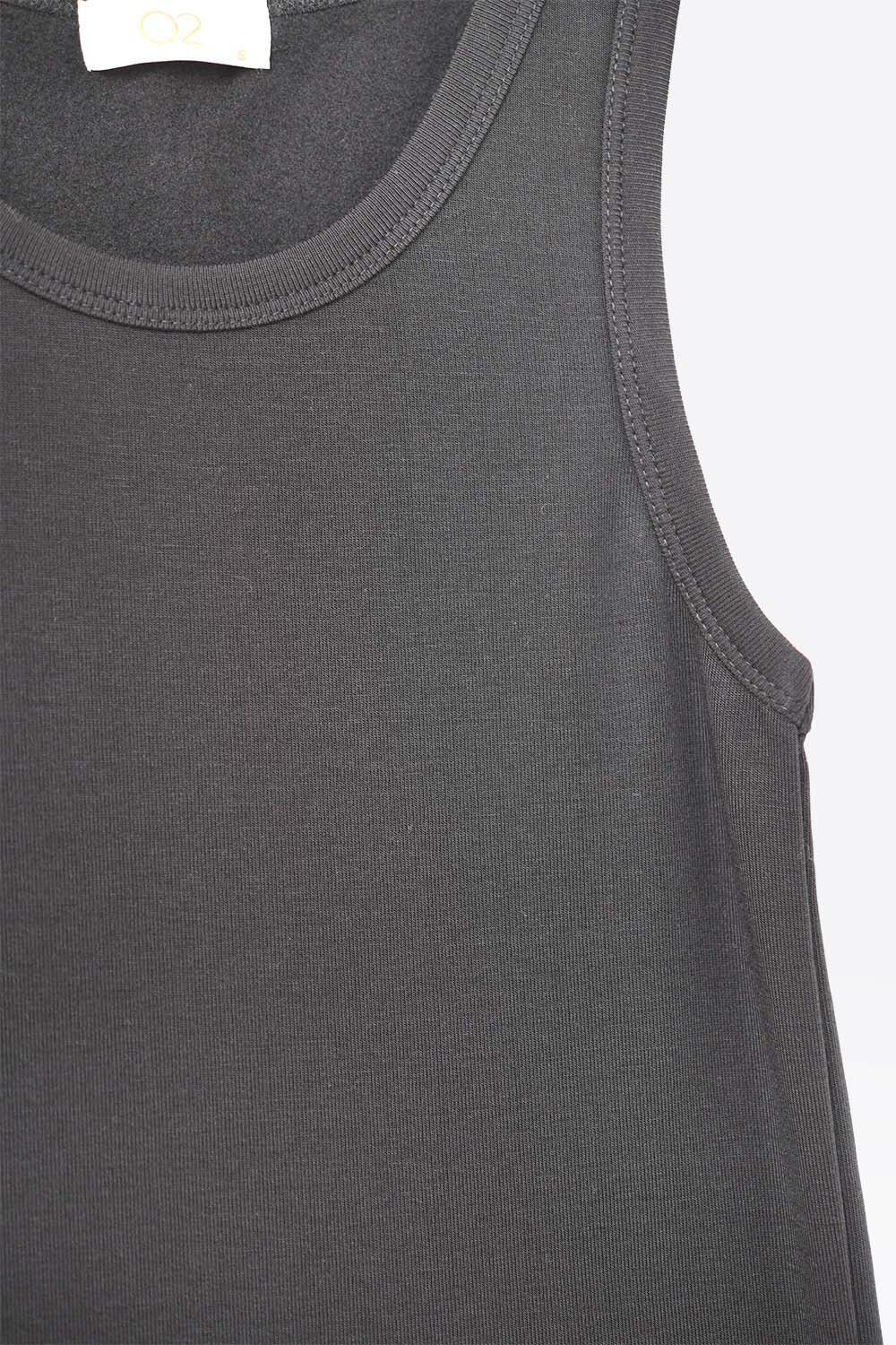 Camiseta básica de punto en color negro