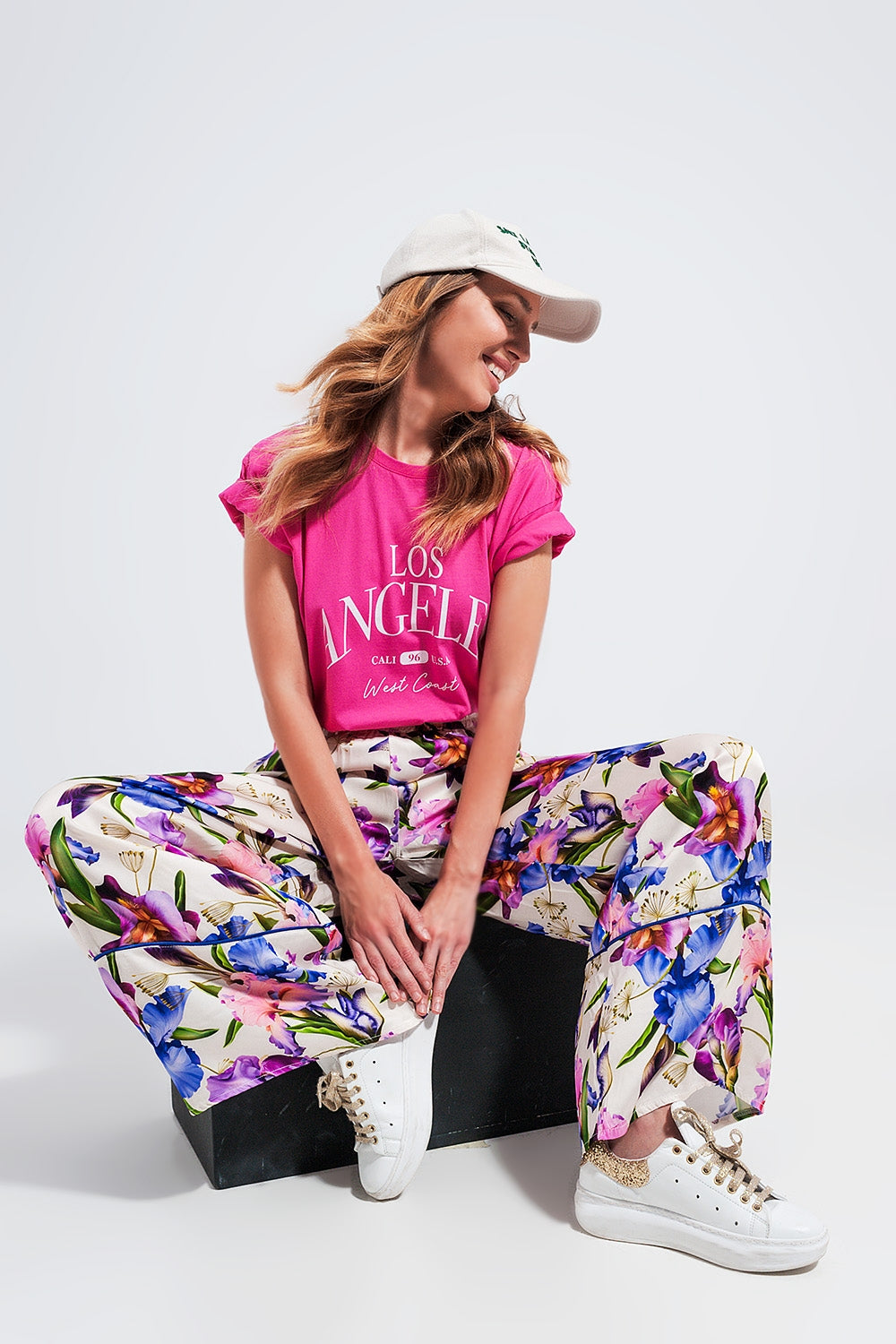 Camiseta fucsia con texto estampado Los Angeles