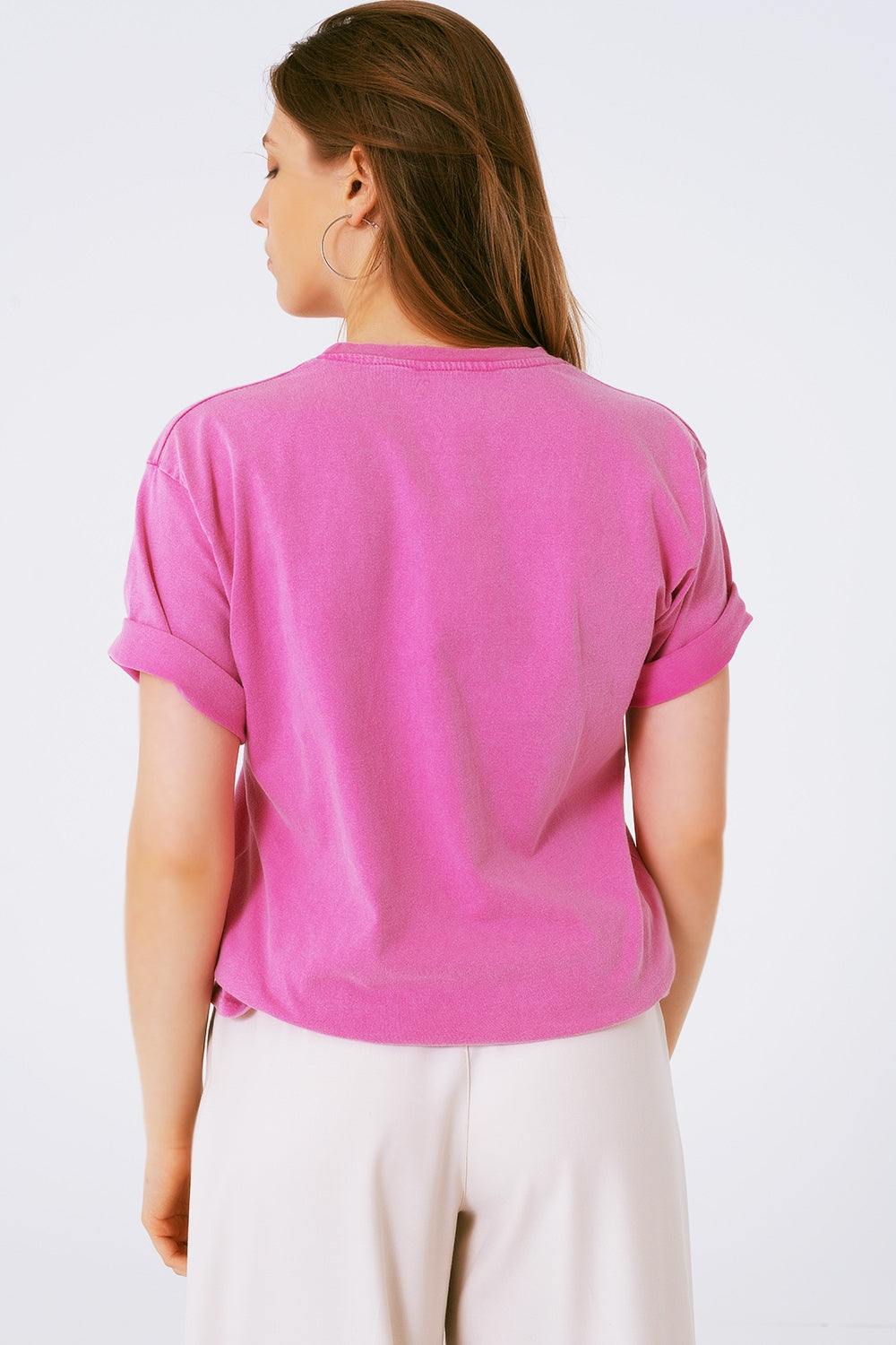 Camiseta gráfica con el texto Summer Love en rosa