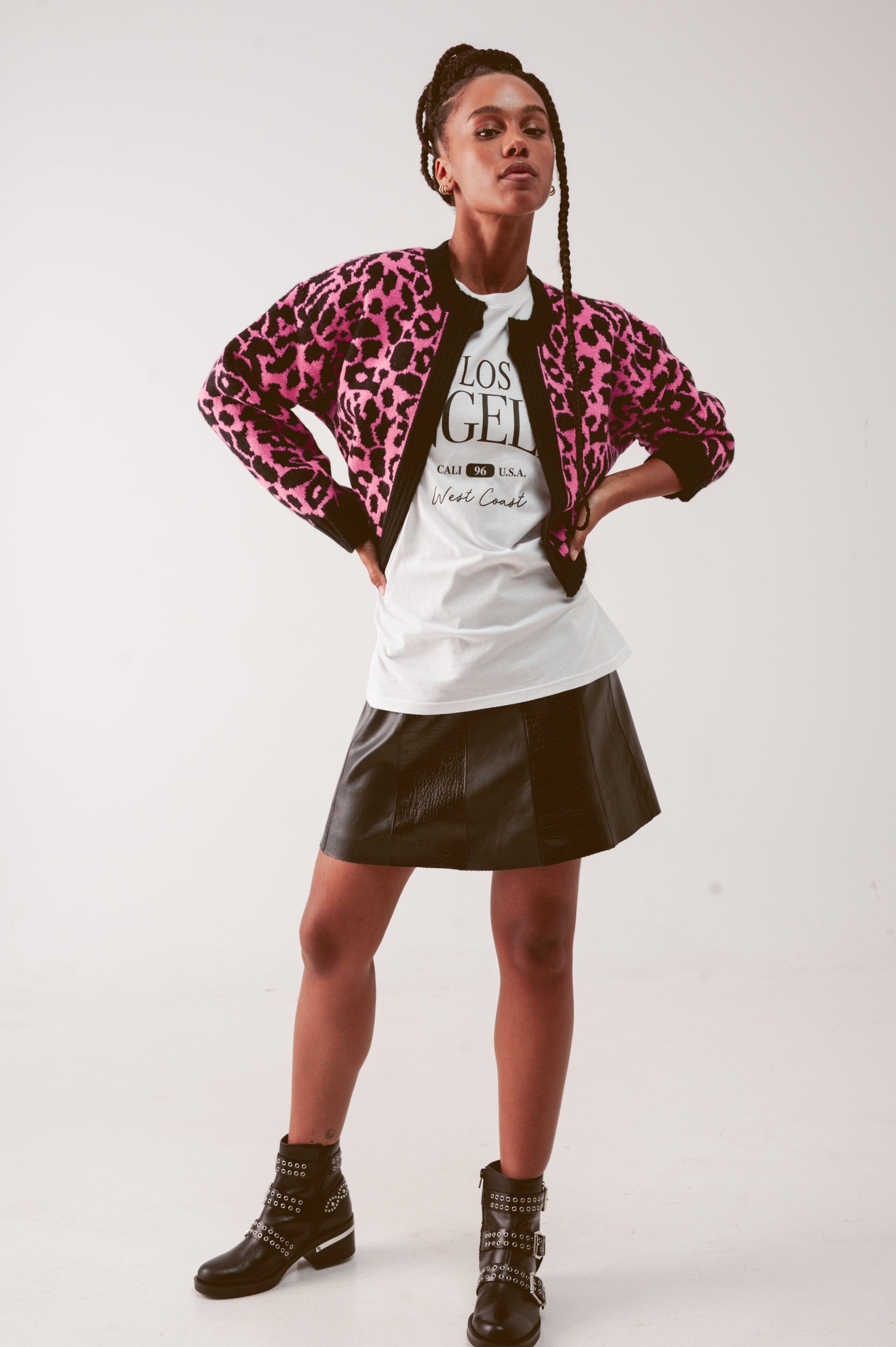 Cardigan fucsia con diseño animal