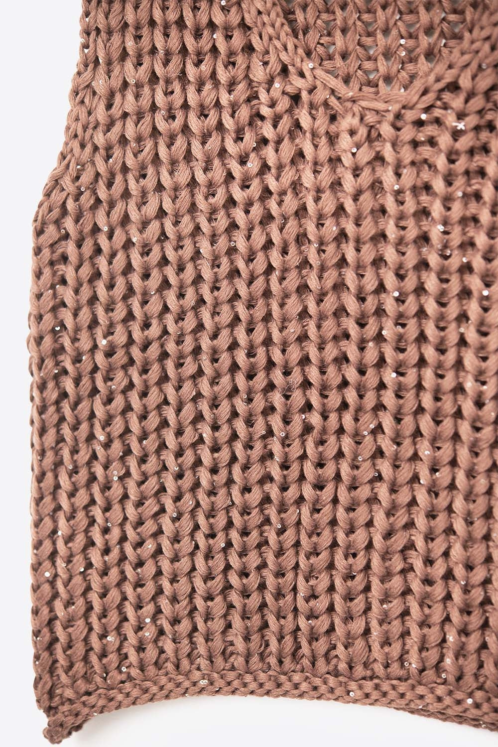 Chaleco corto de crochet en color marrón con hilo de lentejuelas