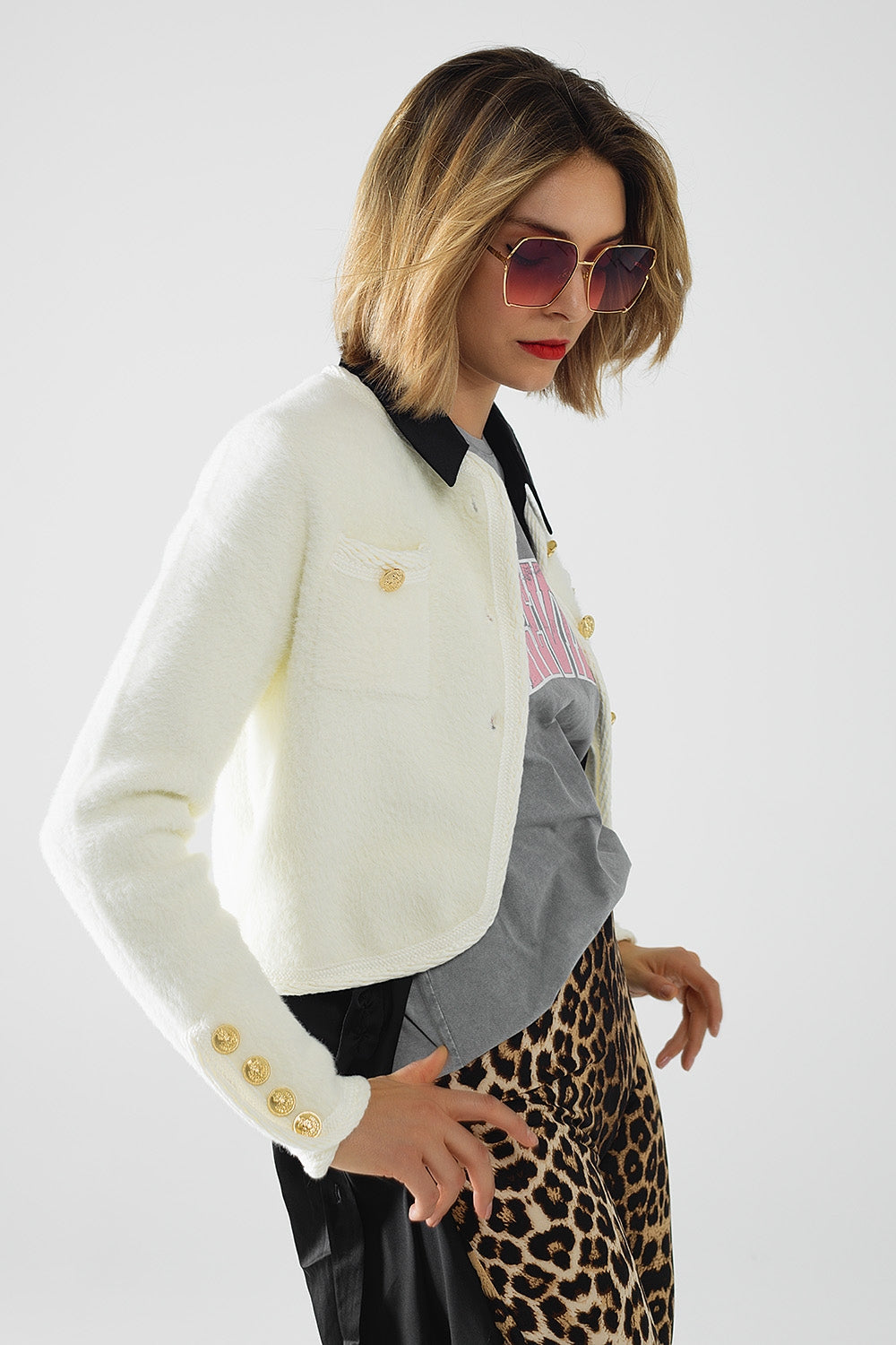 Chaqueta de punto de alta calidad extra suave y esponjosa en color crudo