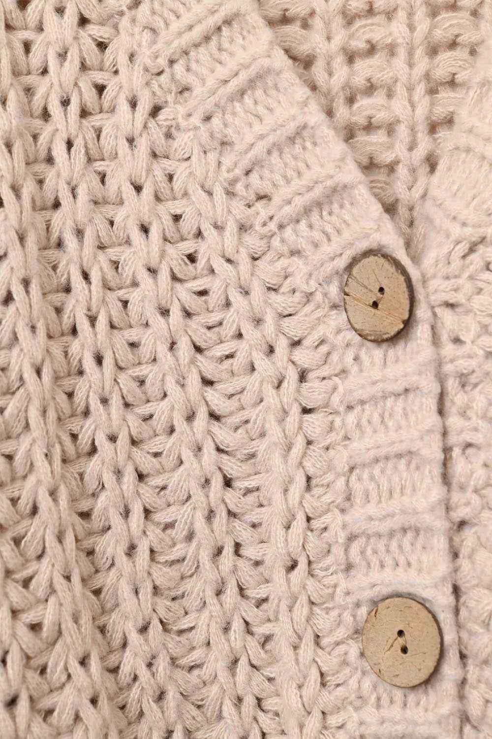 Chaqueta de punto grueso en beige oscuro