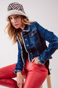 Chaqueta vaquera con bajos sin rematar