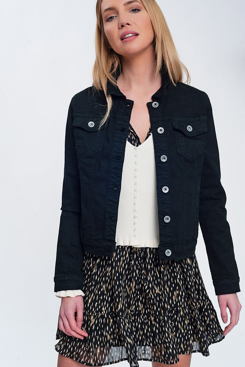 Chaqueta vaquera negra de corte slim