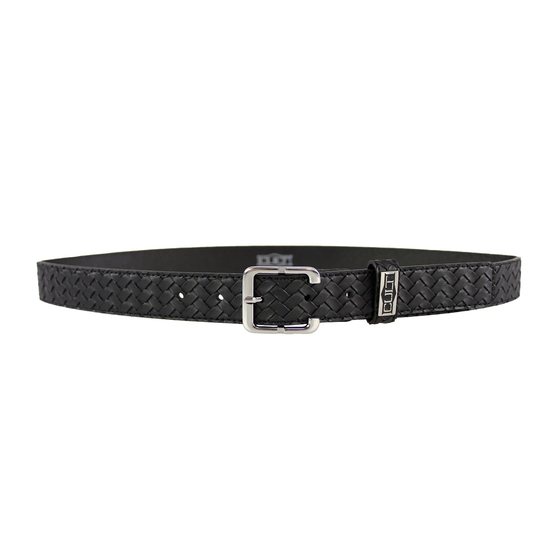 Cinturón CULT negro de cuero sintético con diseño trenzado y hebilla plateada.
