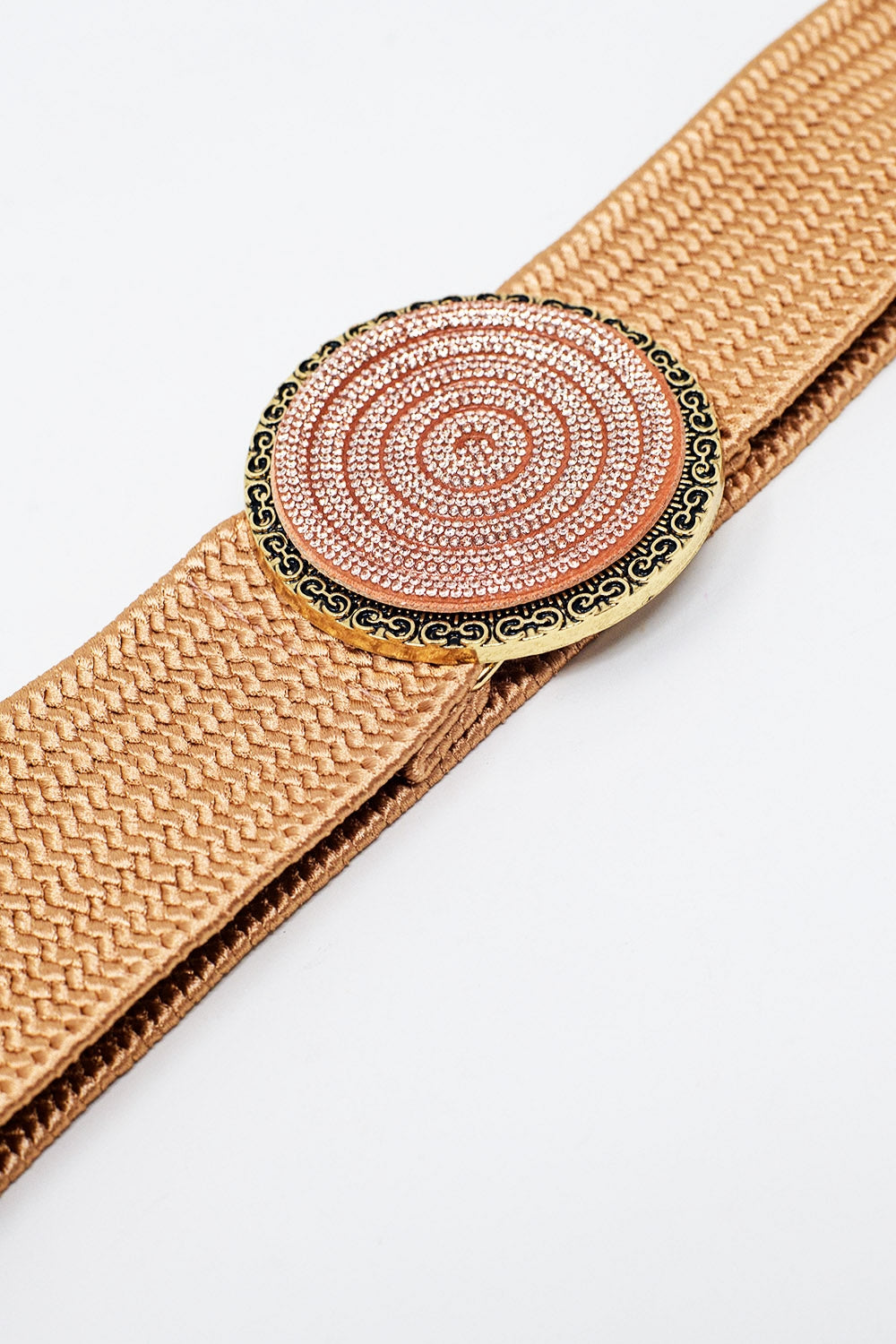 Cinturón tejido rosa con hebilla redonda con strass