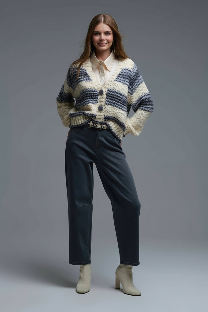 Cómodos vaqueros elásticos con pernera de barril en gris