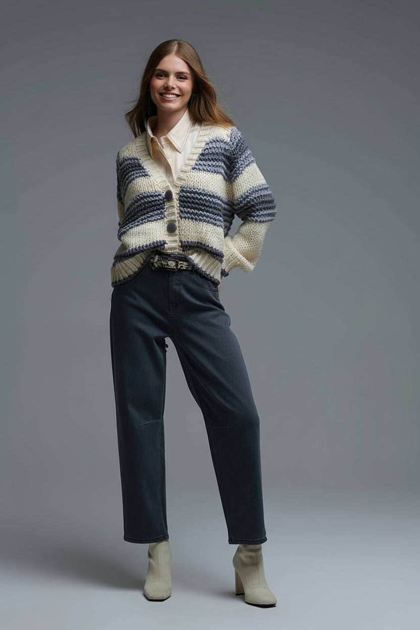 Cómodos vaqueros elásticos con pernera de barril en gris