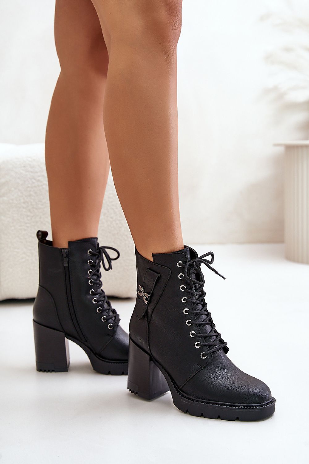 Botines Tacón by Jezzi