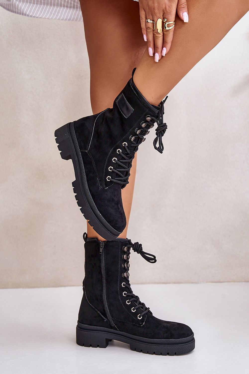 Botines de cordones color Negro