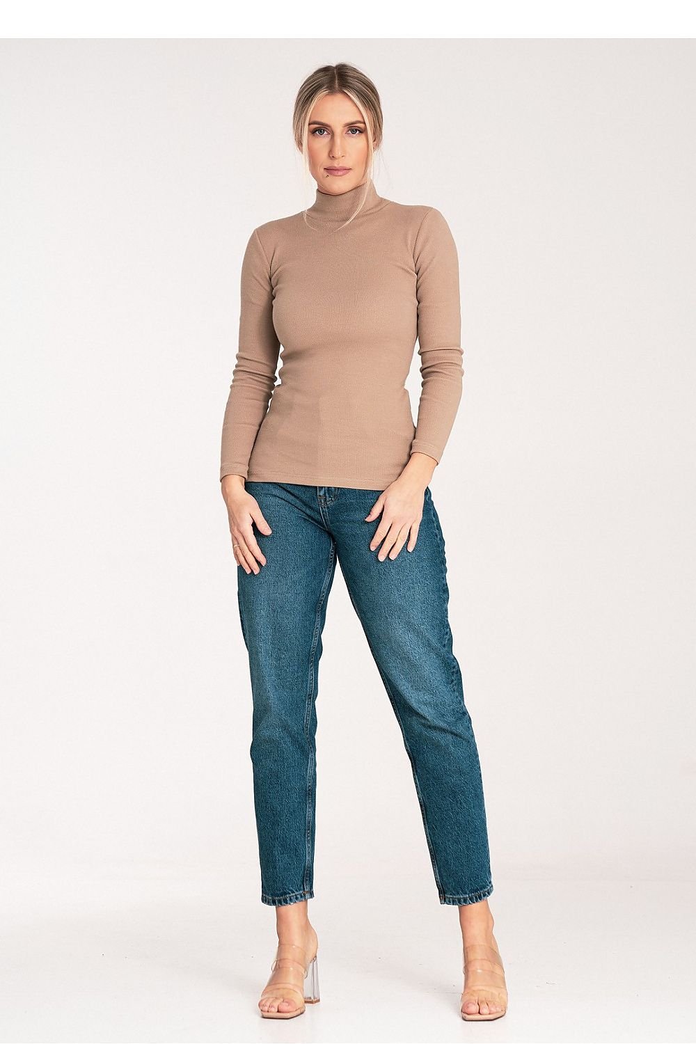 Sueter Cuello Alto Camel