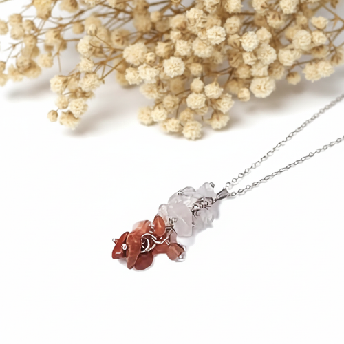 collar de piedra cornalina, piedra sol y cuarzo crista para la vitalidad y la alegria