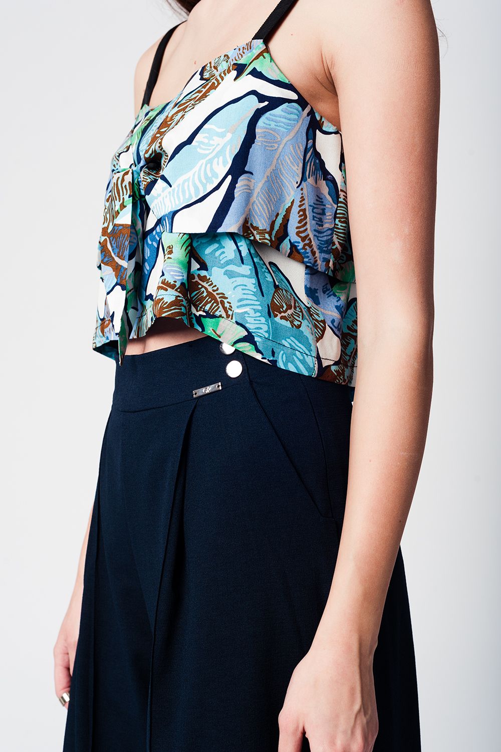 Falda pantalón navy con botones de plata