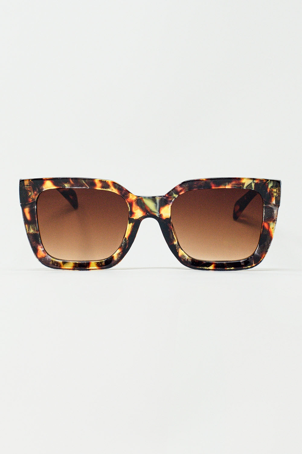 Q2 Gafas cuadradas alargadas con lentes oscuros en tonos de concha de tortuga