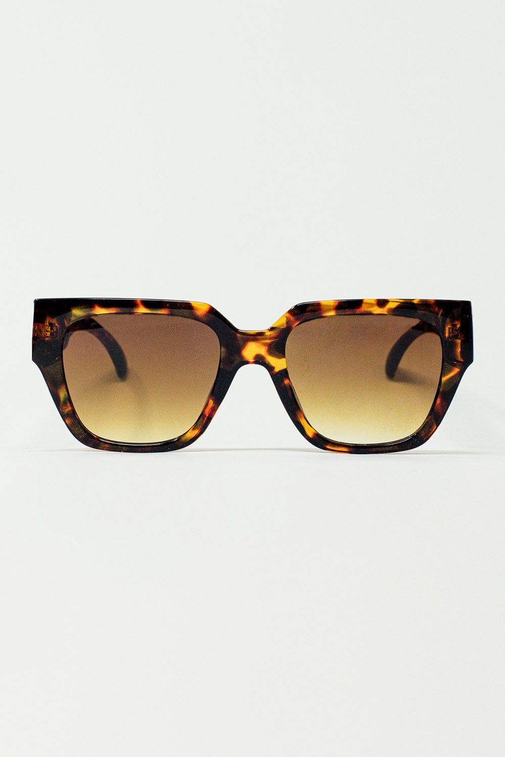 Q2 Gafas de sol con forma extra grandes en carey antiguo marron
