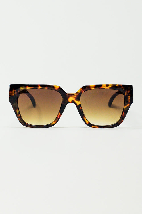 Gafas de sol con forma extra grandes en carey antiguo marron