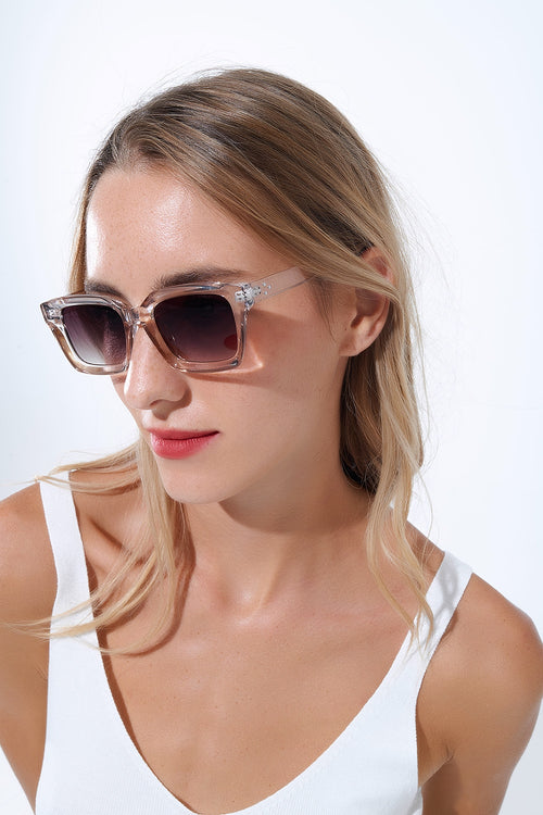 Gafas de sol con montura gruesa cuadrada translúcida de estilo retro