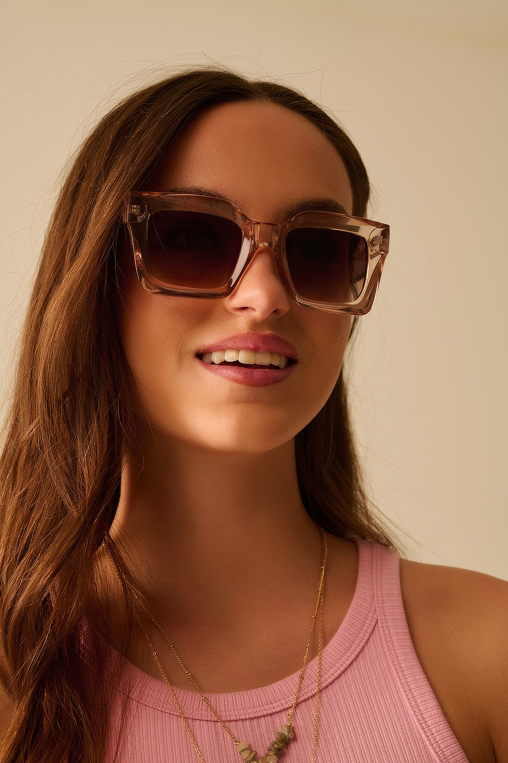 Q2 Gafas de sol cuadradas de los 90 en beige