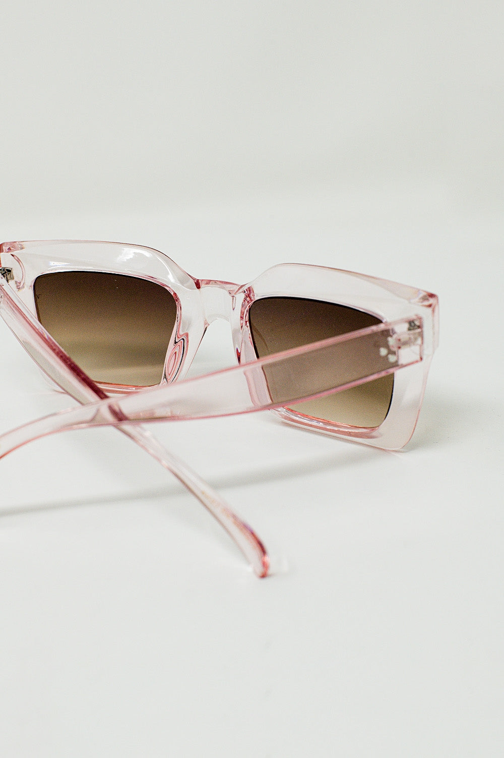 Gafas de sol cuadradas de los 90 en rosa