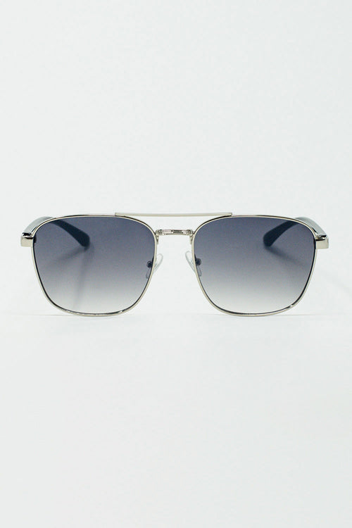 Gafas de sol cuadradas de metal con lentes ahumadas grises