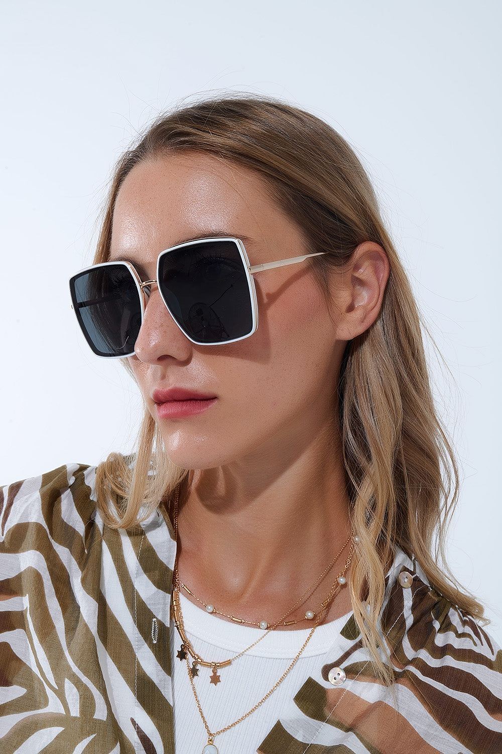 Gafas de sol cuadradas extragrandes en blanco