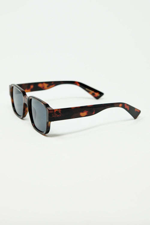 Gafas de sol cuadradas gruesas marrones en gris cristal