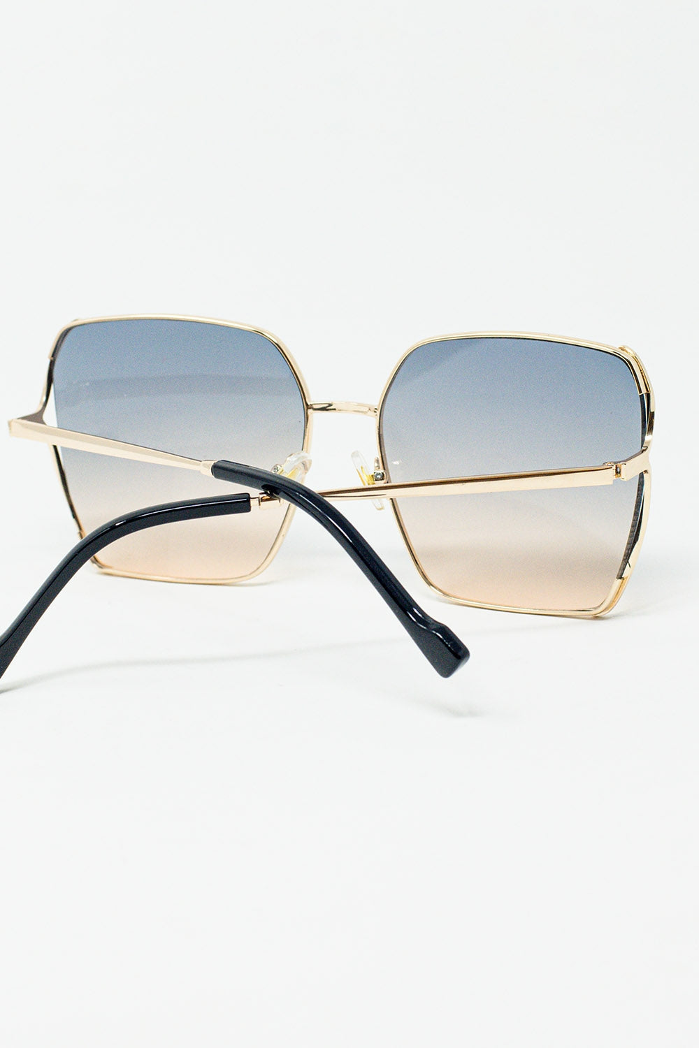 Gafas de sol cuadradas oversize de metal con lentes degradadas azules